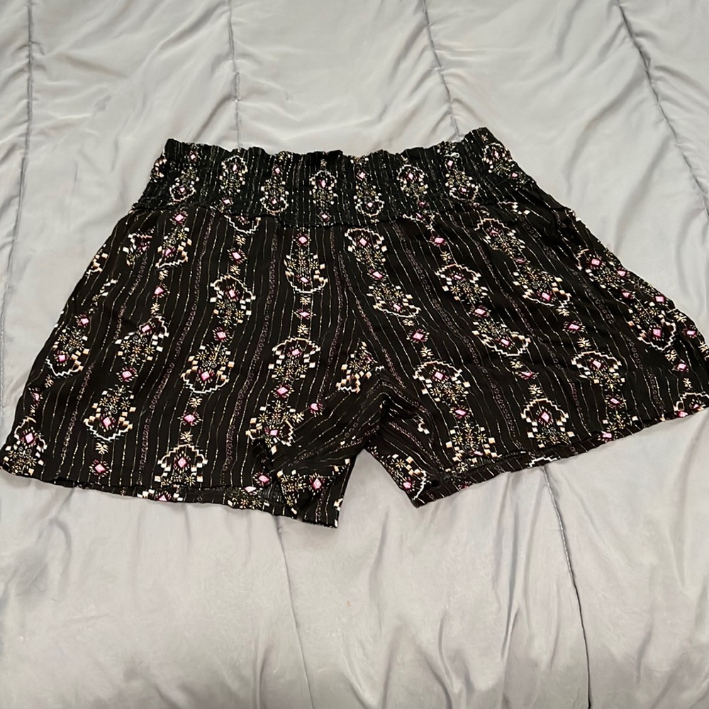 Three Dot Black Metallic Shorts